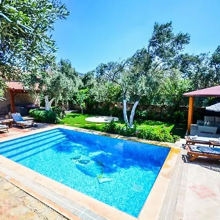 Sleeps 4 Pool Air Con Wifi فيلة *