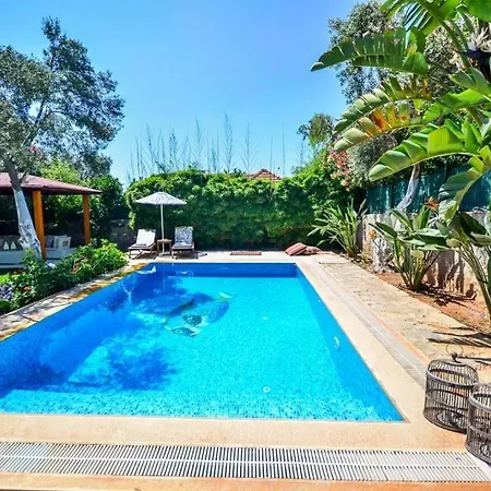 Sleeps 4 Pool Air Con Wifi Willa Bitez